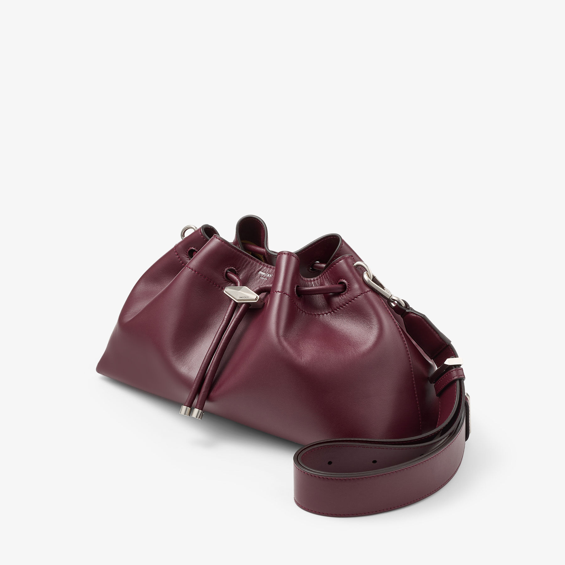 BONBONBCKTEWHUT_061867_ANGLE_v