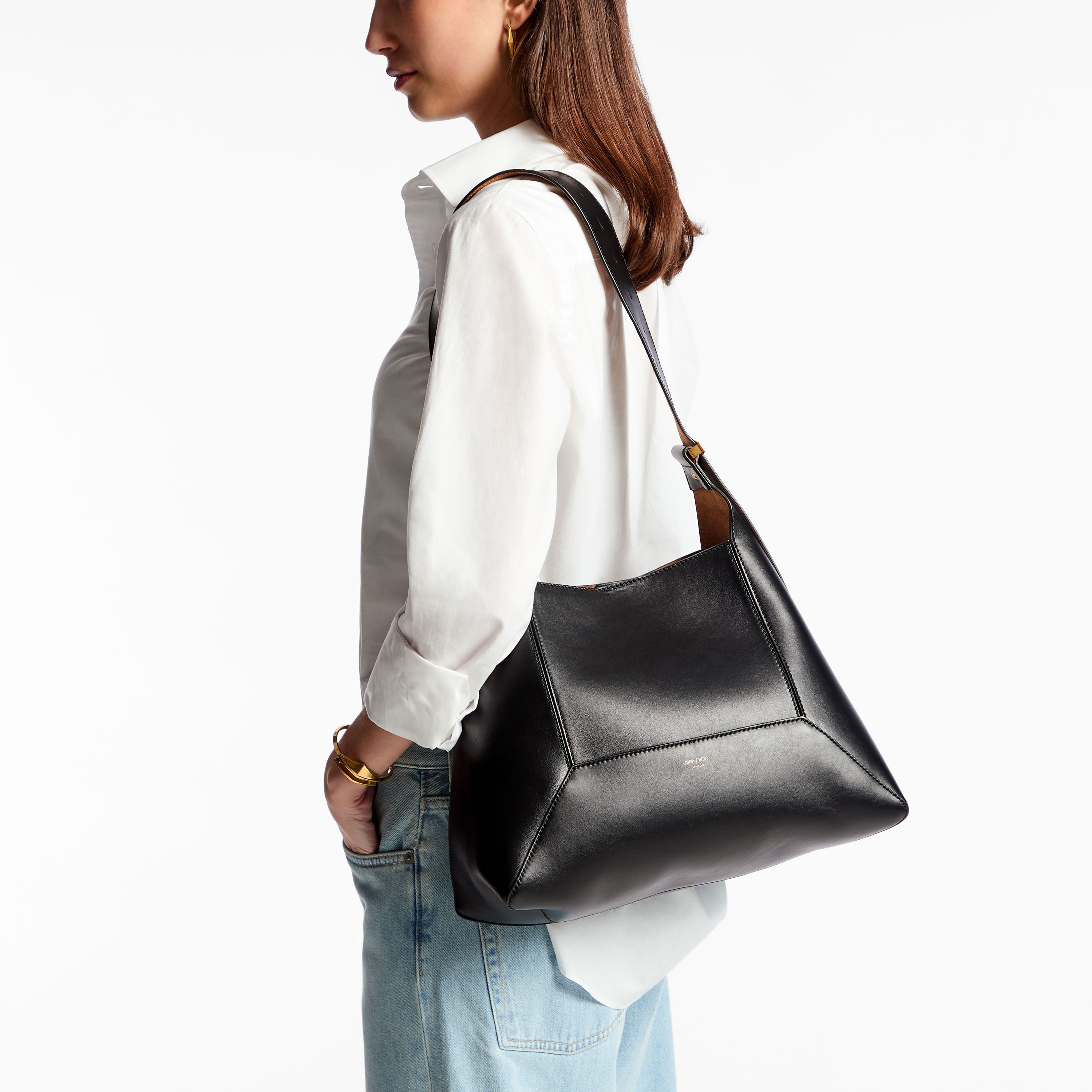 Diamond Hobo/M | Black Leather Shoulder Bag | JIMMY CHOO