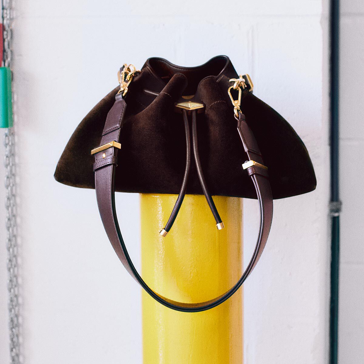 BONBONBCKTEWSUE_027292_CAMPAIG