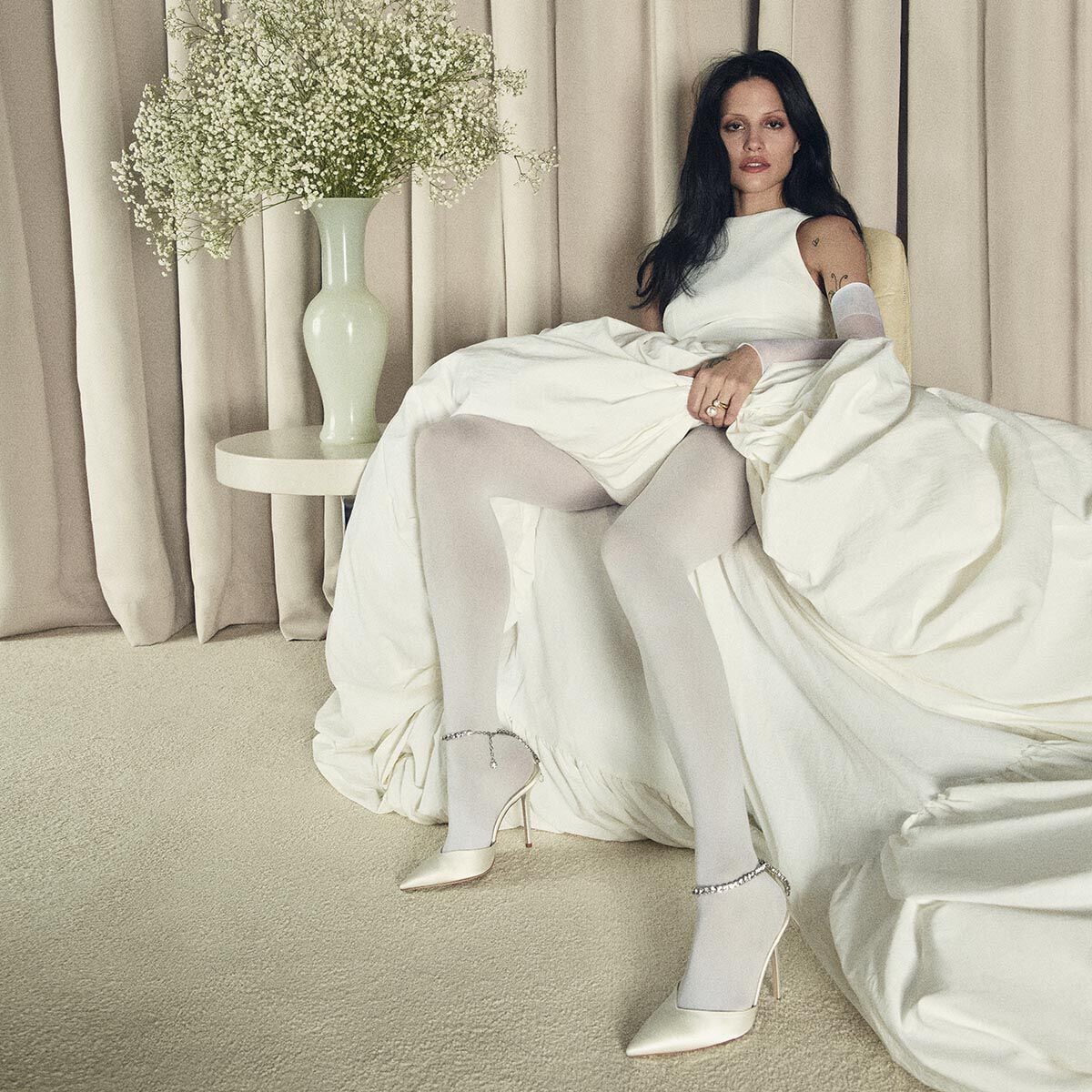 ショーエイ X-8 セナ鈴鹿1992風 – フルリペイント – コレクション用 Saeda 100 | Ivory Satin Pumps with Crystal Embellishment | JIMMY CHOO