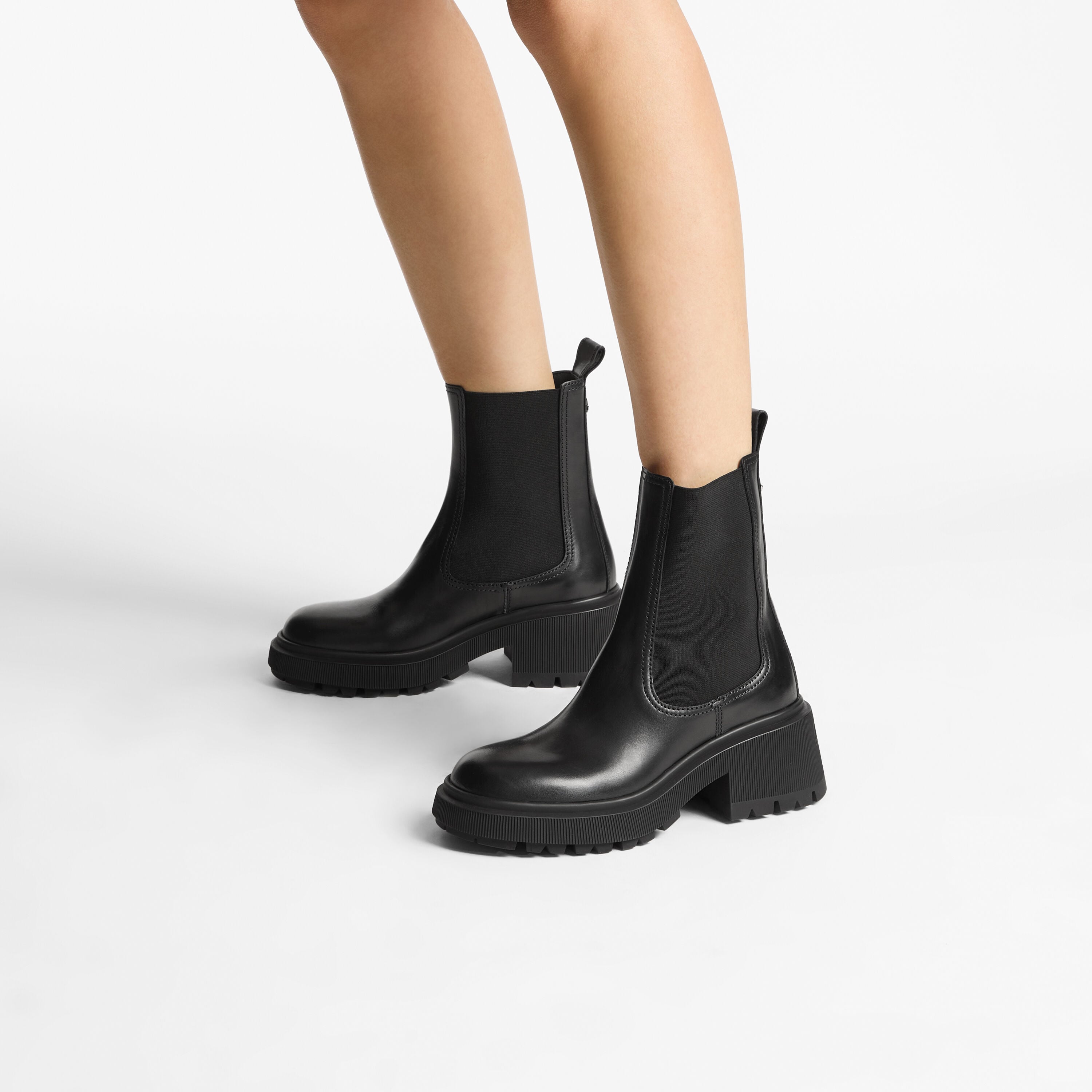 Tamia Chelsea Flat | Black Shiny Calf Leather Chelsea Boots