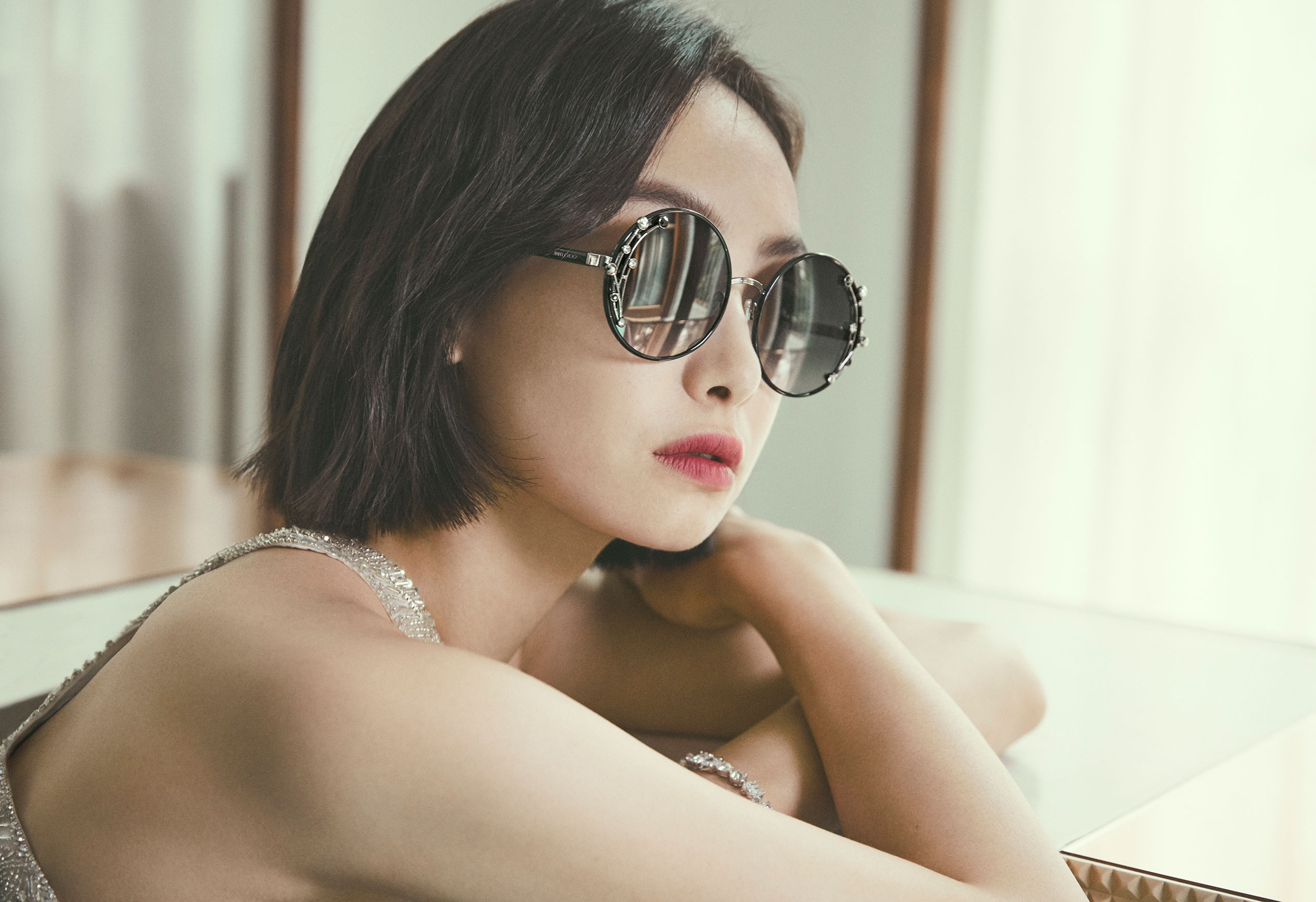 Victoria Song Qian wearing Jimmy Choo GEMA sunglasses